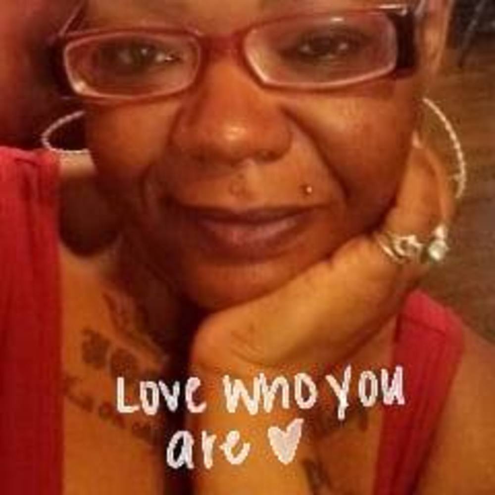 Meet your Posher, Rochelle